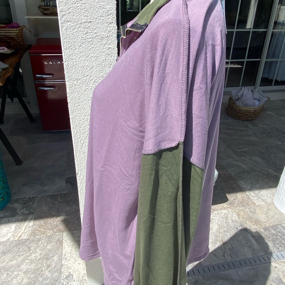 Hopes Colorblock 1/4 zip - Picture 2 of 5